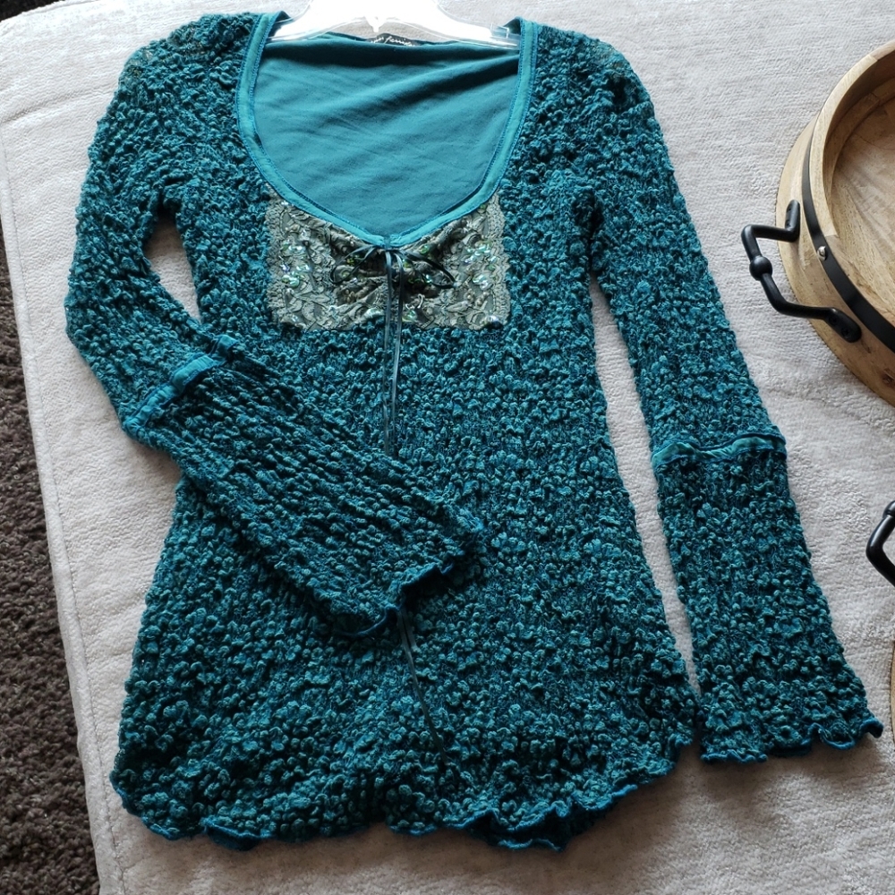 Ann Ferriday vintage lace long sleeve top